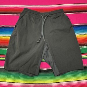 Lululemon Shorts Men's S Gray‎ Pace Breaker Linerless Short 7" Gym Athleisure